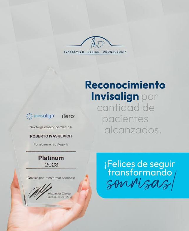 Certificación y reconocimiento Invisalign del Dr. Roberto Ivaskevich